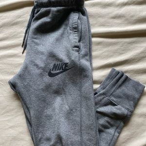 Men’s Nike joggers